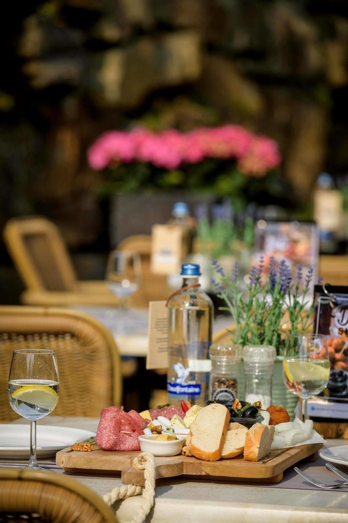 Campanile Hotel & Restaurant Leeuwarden Ngoại thất bức ảnh